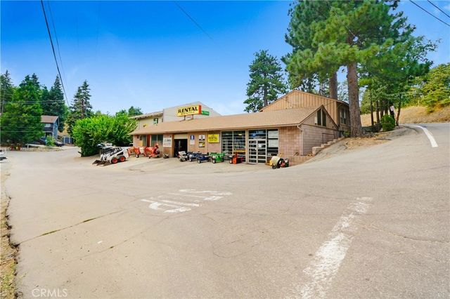 26325 Pine Avenue, Rimforest