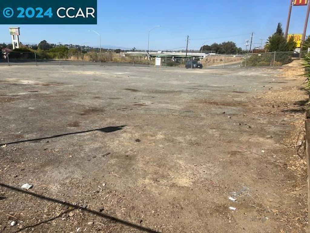 162 Lincoln Rd E, Vallejo