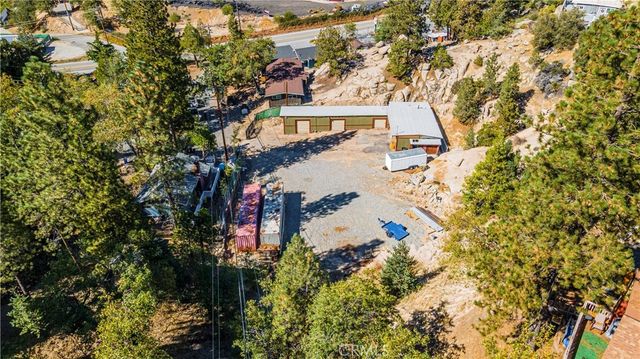 32861 Deer Lick, Running Springs