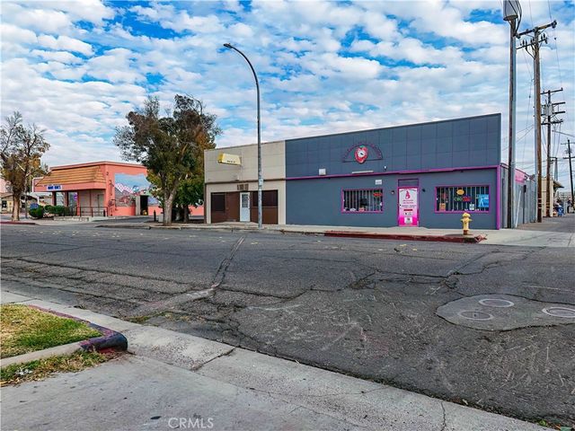 1626 Martin Luther King Jr Way, Merced