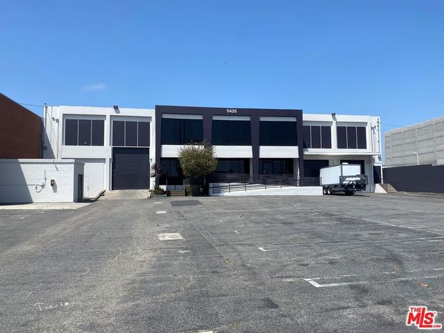 5425 Grosvenor Boulevard, Los Angeles