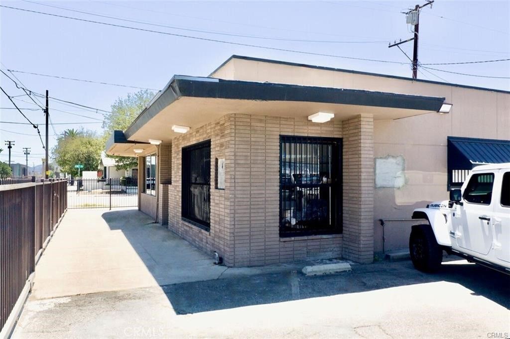 1002 N D N, San Bernardino