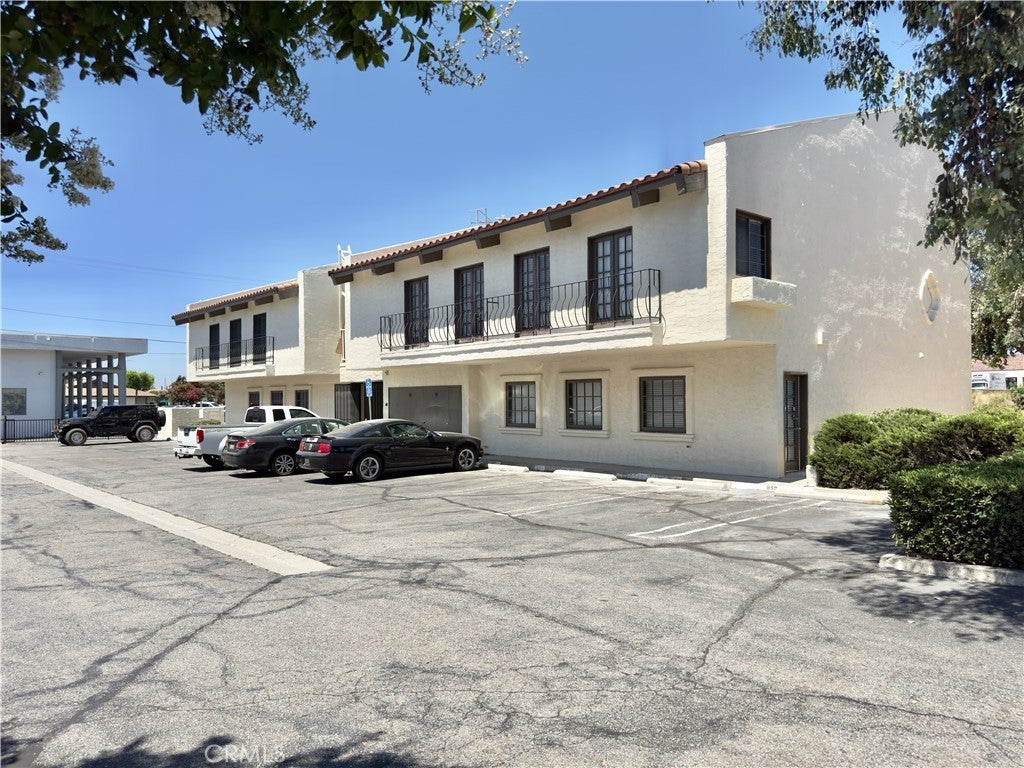 Photo of Listing #IV25001428