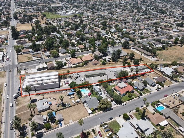 1672 Palm Avenue, Highland
