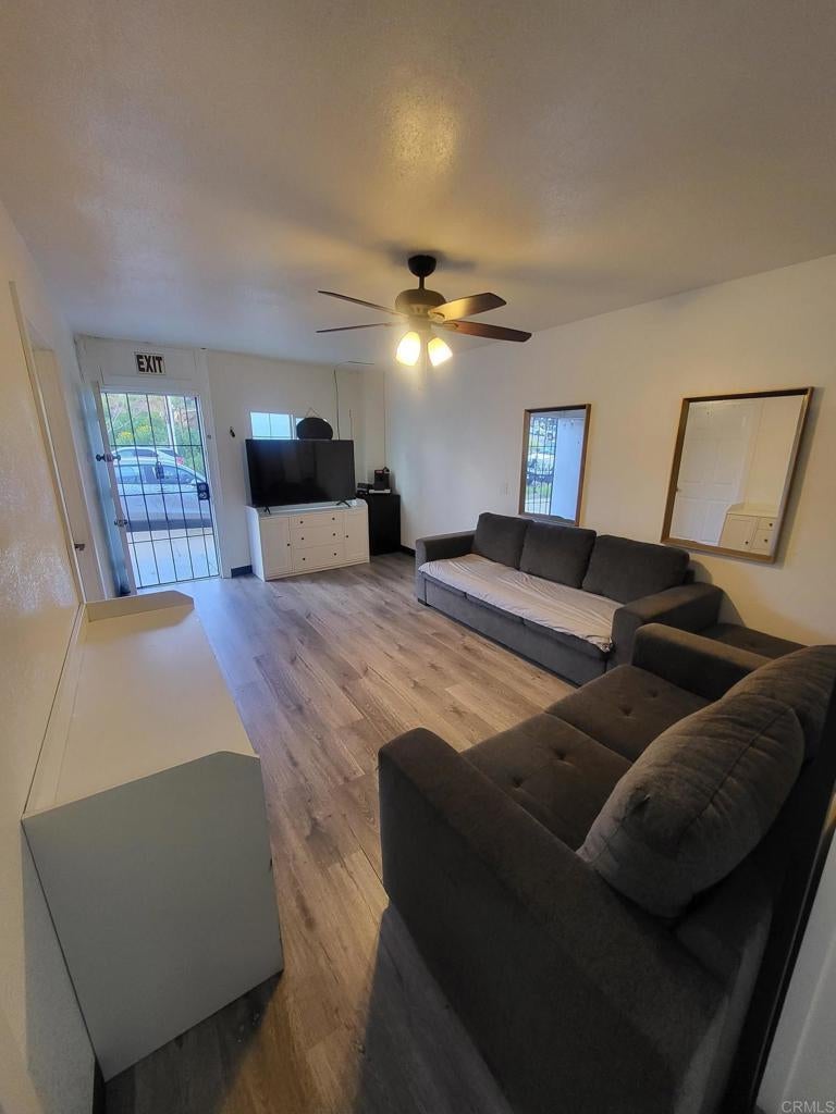 Photo of Listing #PTP2501031