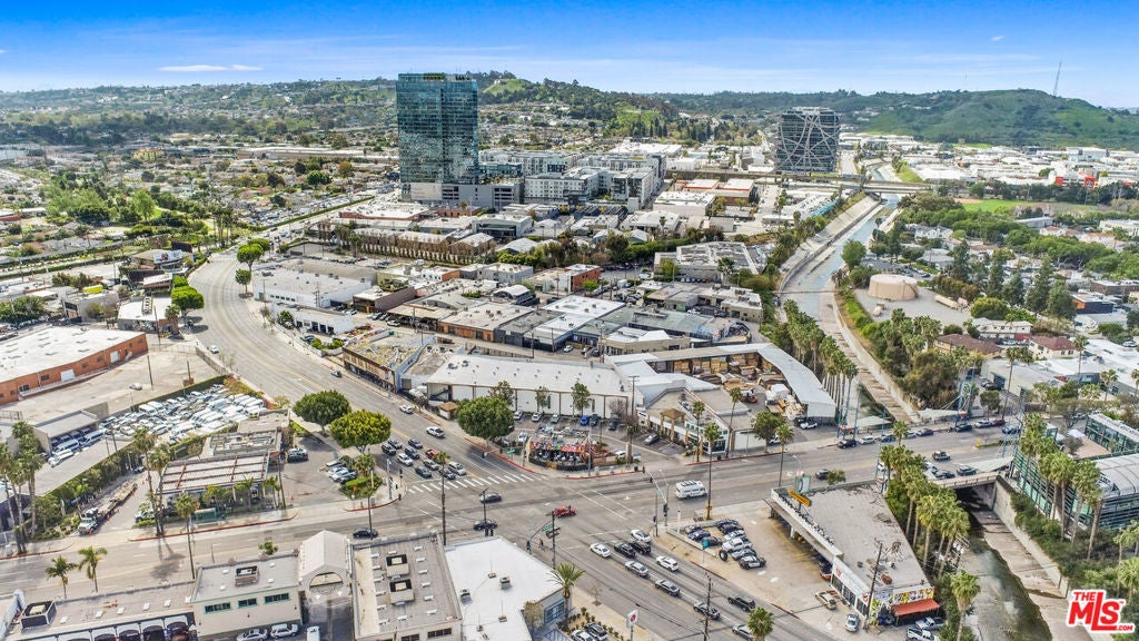 Photo of Listing #25497765