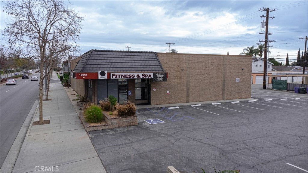 Photo of Listing #DW25037631