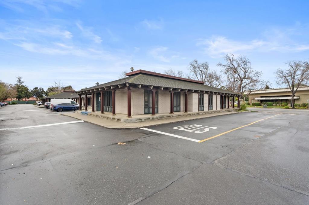 Photo of Listing #ML81995888