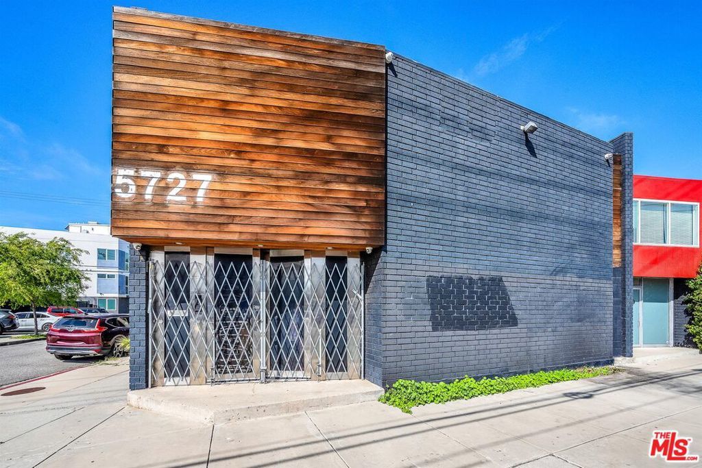 Photo of Listing #25518271