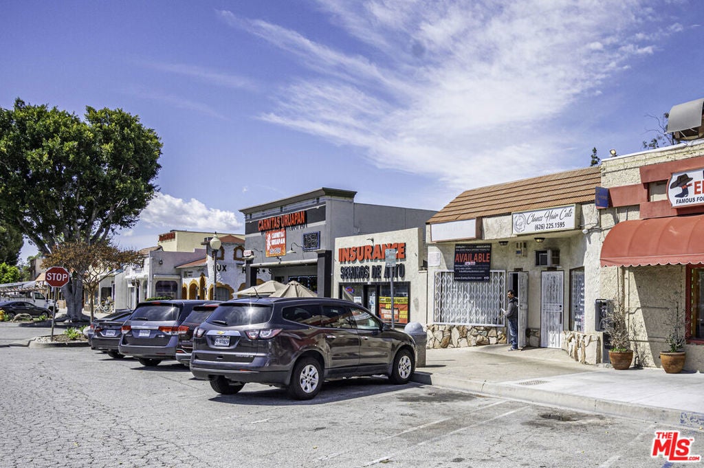 Photo of Listing #25520095