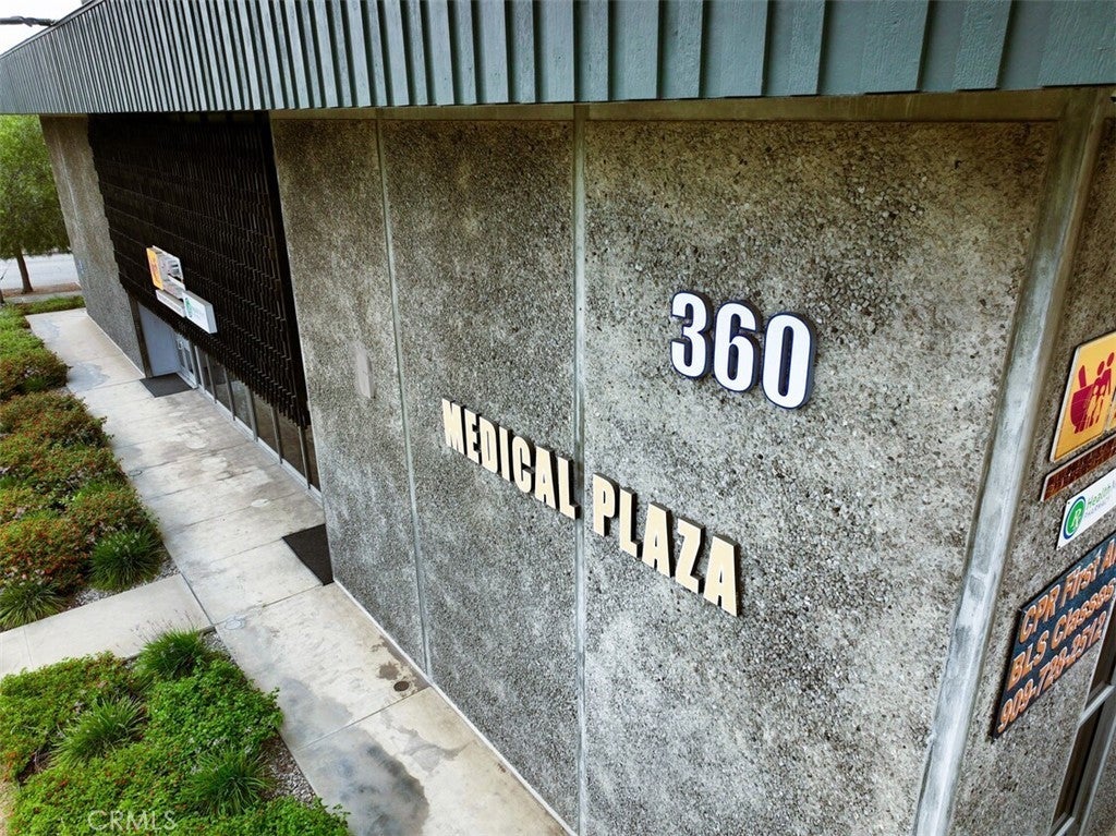 Photo of Listing #IV25069766