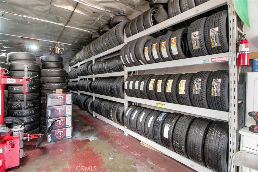 Photo of Listing #SR25111930