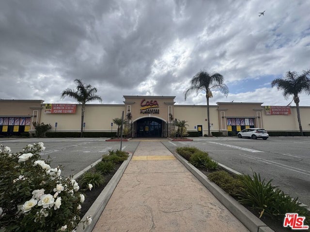 6700 Garfield Avenue, Bell Gardens