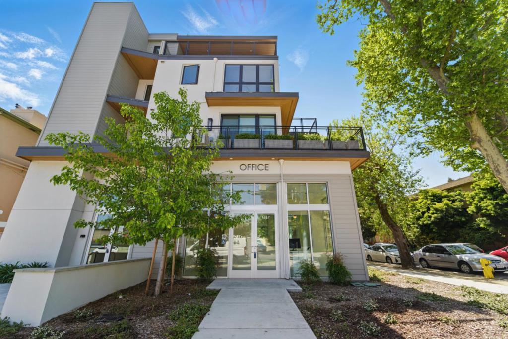 Photo of Listing #ML82010749