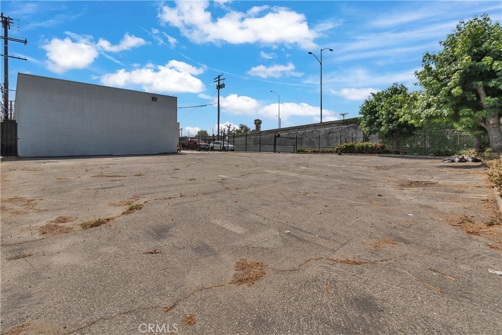 Photo of Listing #DW25134527