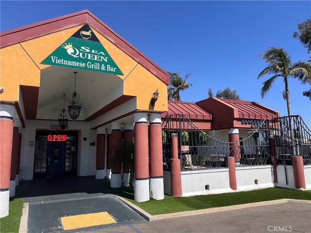 965 W Foothill Boulevard, Upland