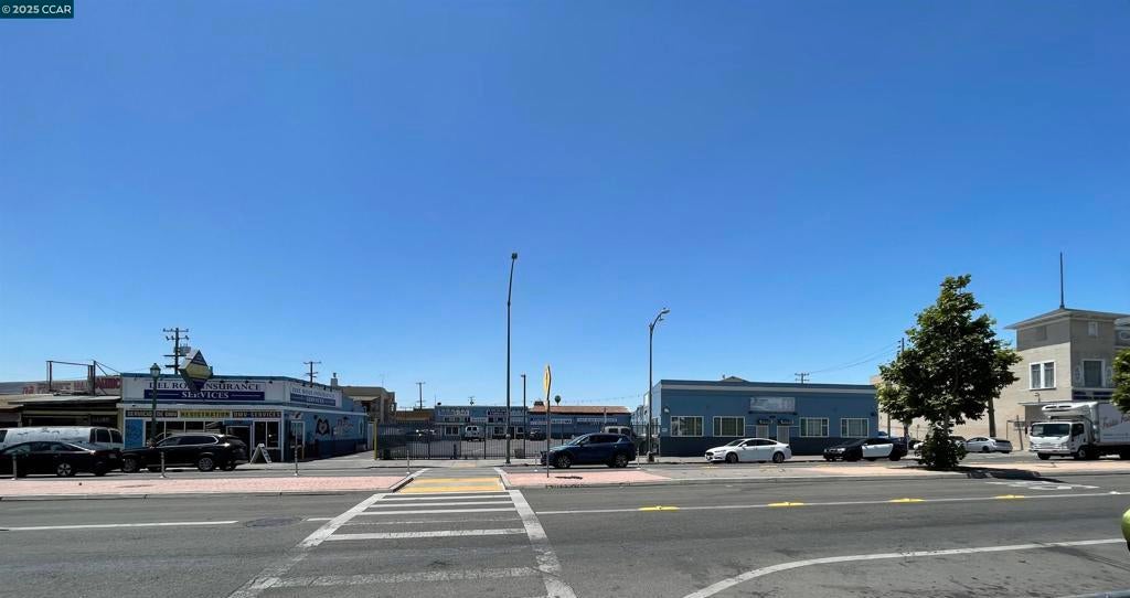 Photo of Listing #41102727