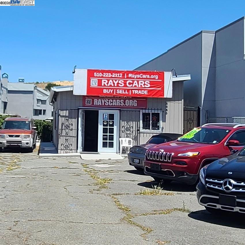 Photo of Listing #41103198