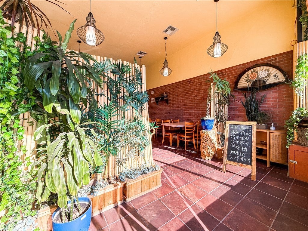 Photo of Listing #AR25148021