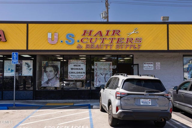 3303 W Magnolia Boulevard, Burbank