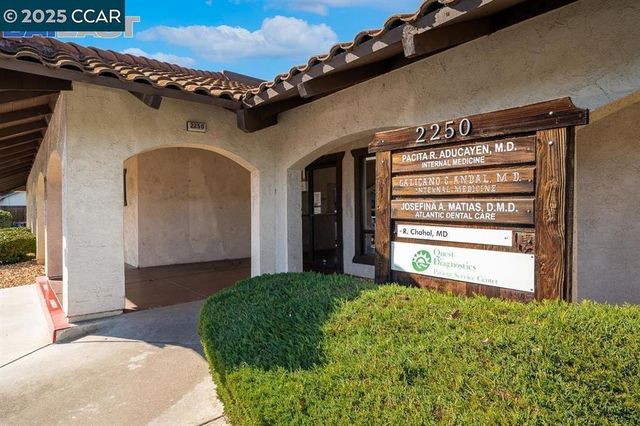 2250 Gladstone Dr #4, Pittsburg