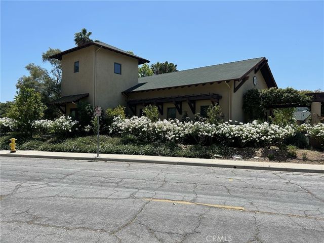 407 Bryant Circle # A, Ojai