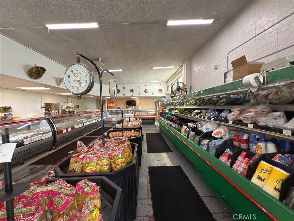 Photo of Listing #IV25154854