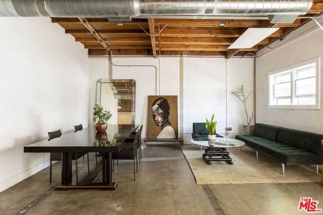 5908 Barton Avenue, Los Angeles