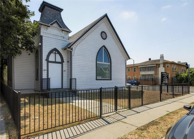 3425 W 15th Street, Los Angeles