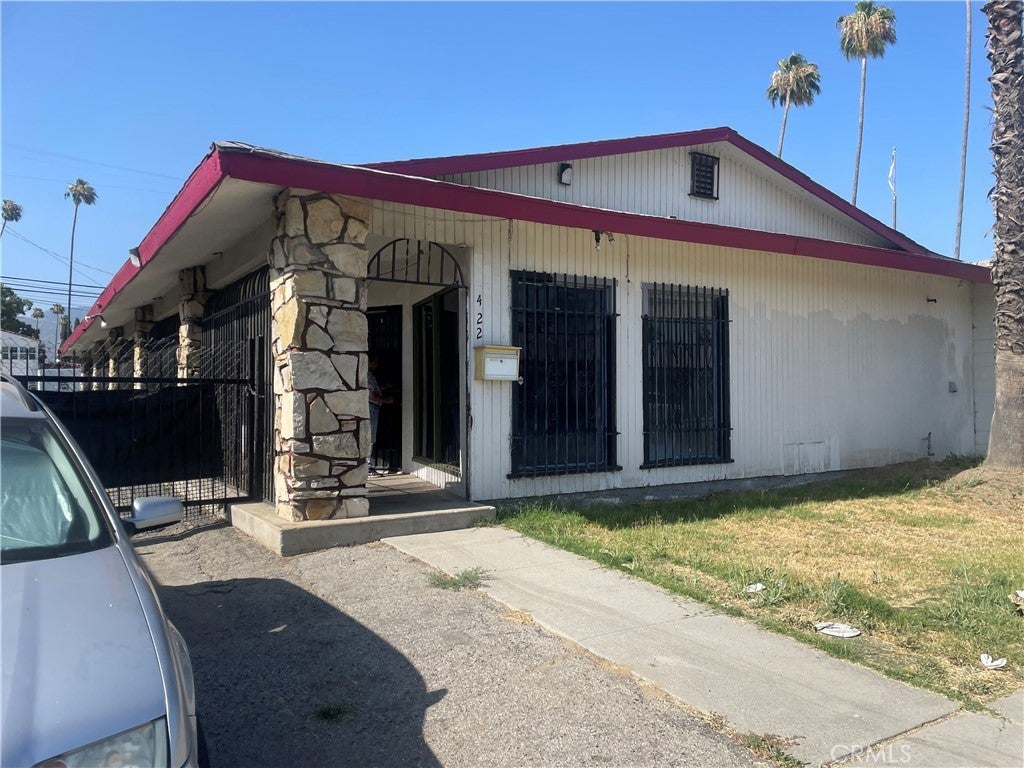 Photo of Listing #IV25158493