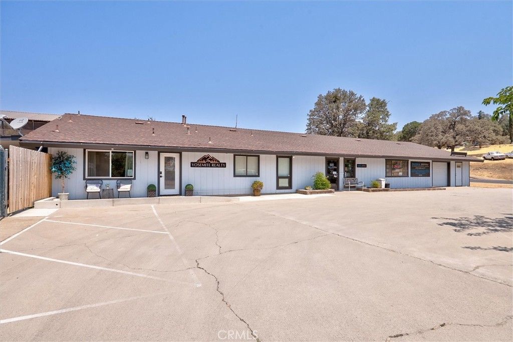 5255 State Highway 49 N, Mariposa