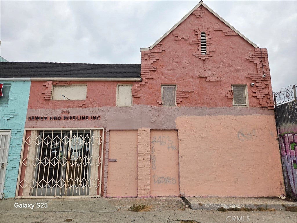 4518 Western Avenue, Los Angeles