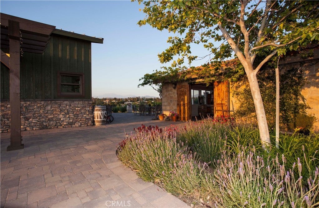 Photo of Listing #SW25168643