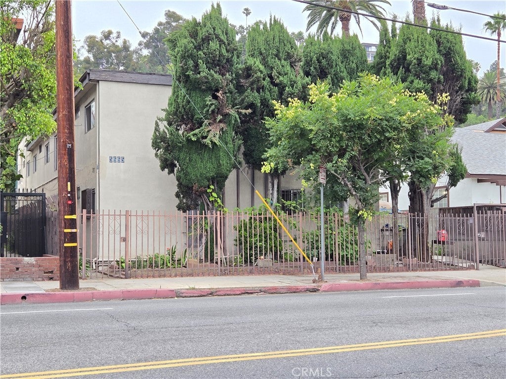 Photo of Listing #CV25173207