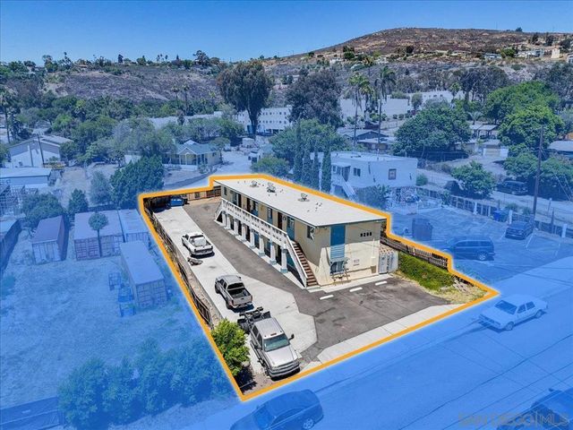 9208 Harness Street, Spring Valley