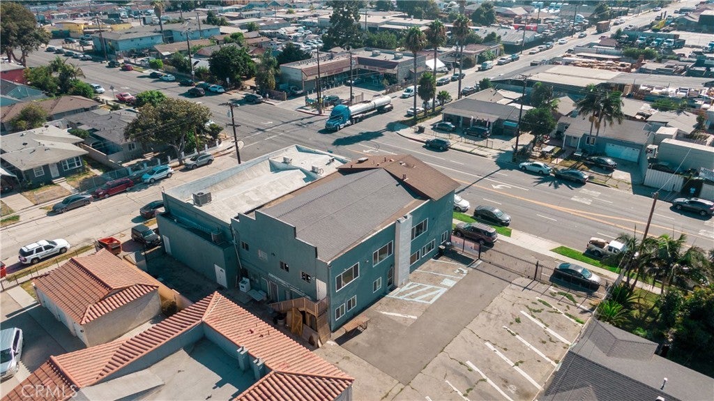 Photo of Listing #DW25173957