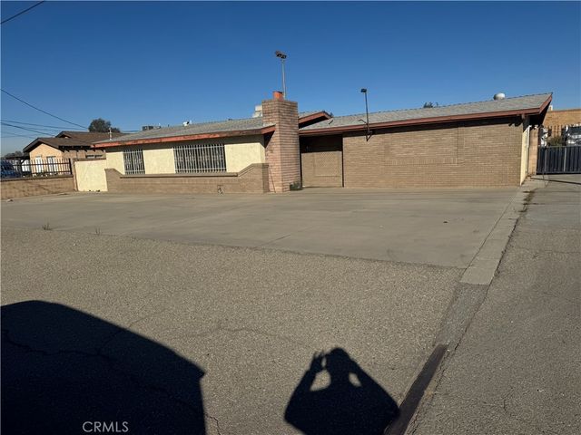 15840 Boyle Avenue, Fontana
