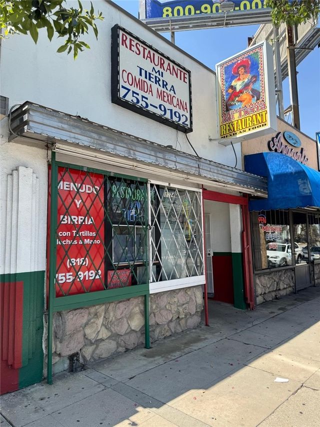 11746 Victory Blvd, North Hollywood