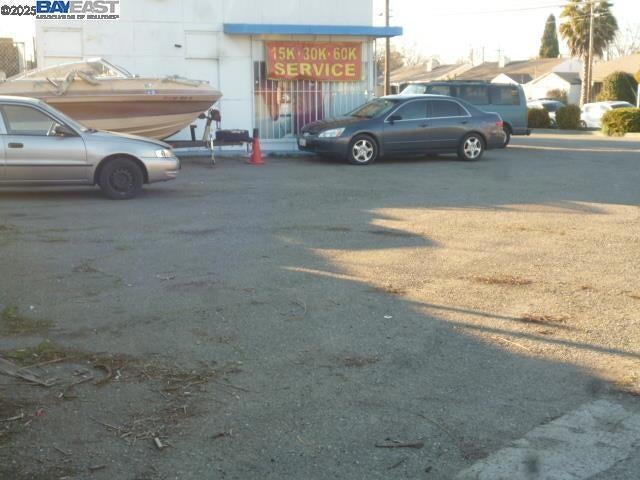 Photo of Listing #41108381