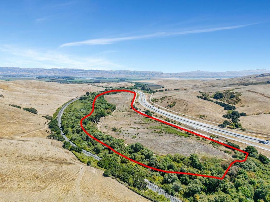 Photo of Listing #ML82018460