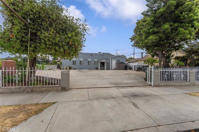 6504 Gage Avenue, Bell Gardens