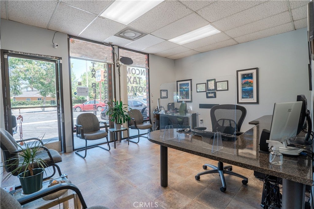 Photo of Listing #DW25187622