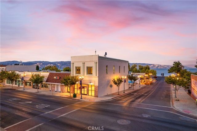 302 N Main Street, Lakeport