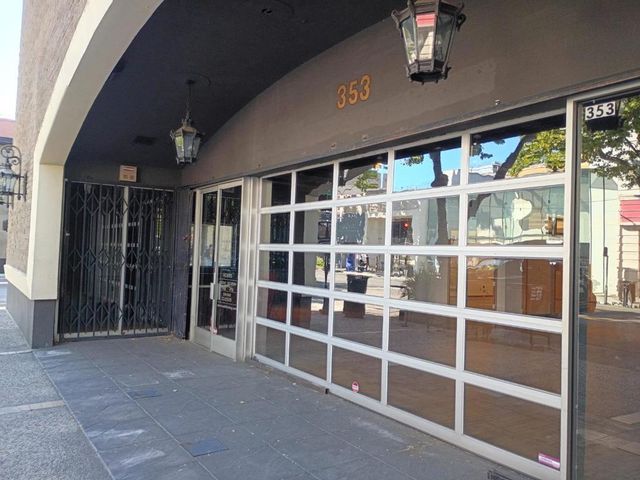 353 University Avenue, Palo Alto