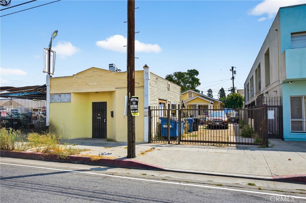 Photo of Listing #SR25189929