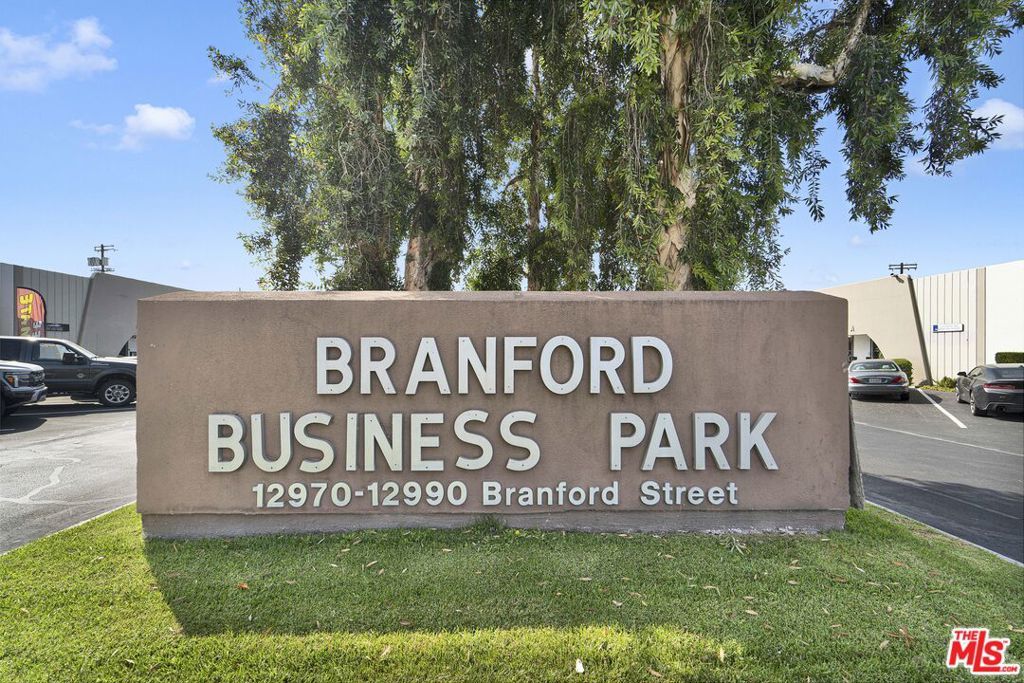 Photo of Listing #25585413