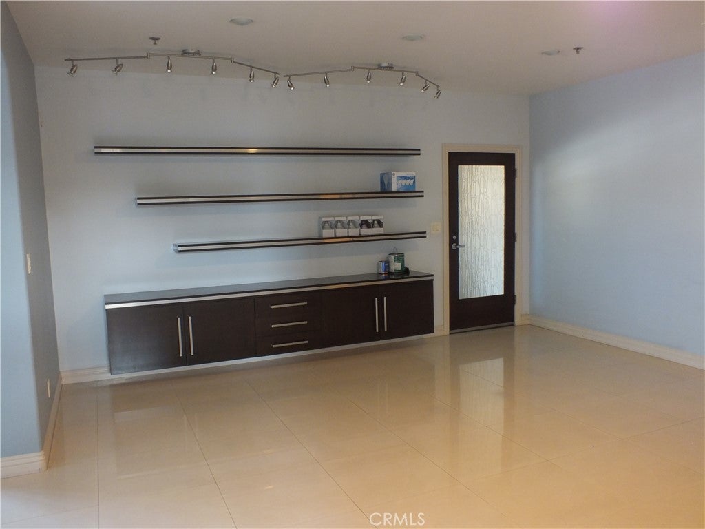 Photo of Listing #SB25197018