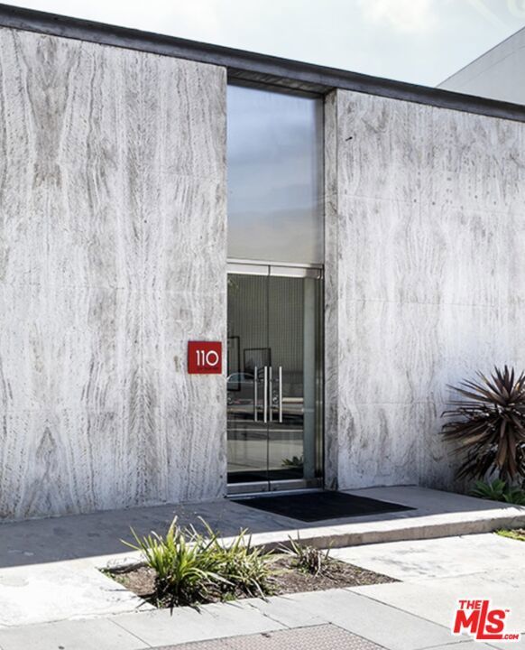 Photo of Listing #25587347