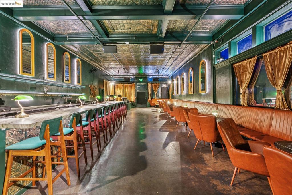 Photo of Listing #41110849