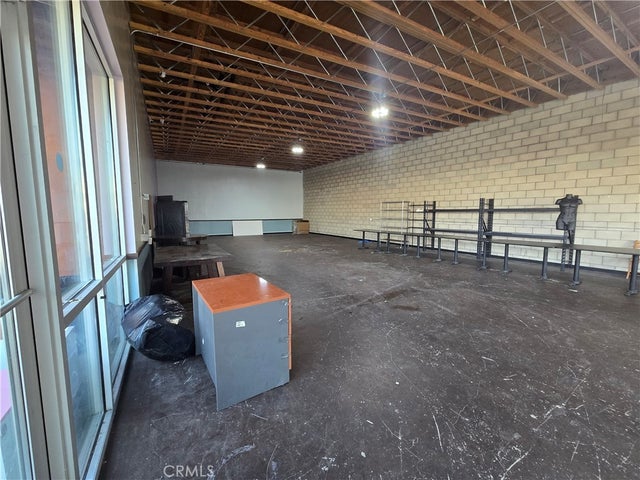 1709 N Bullis Road, Compton